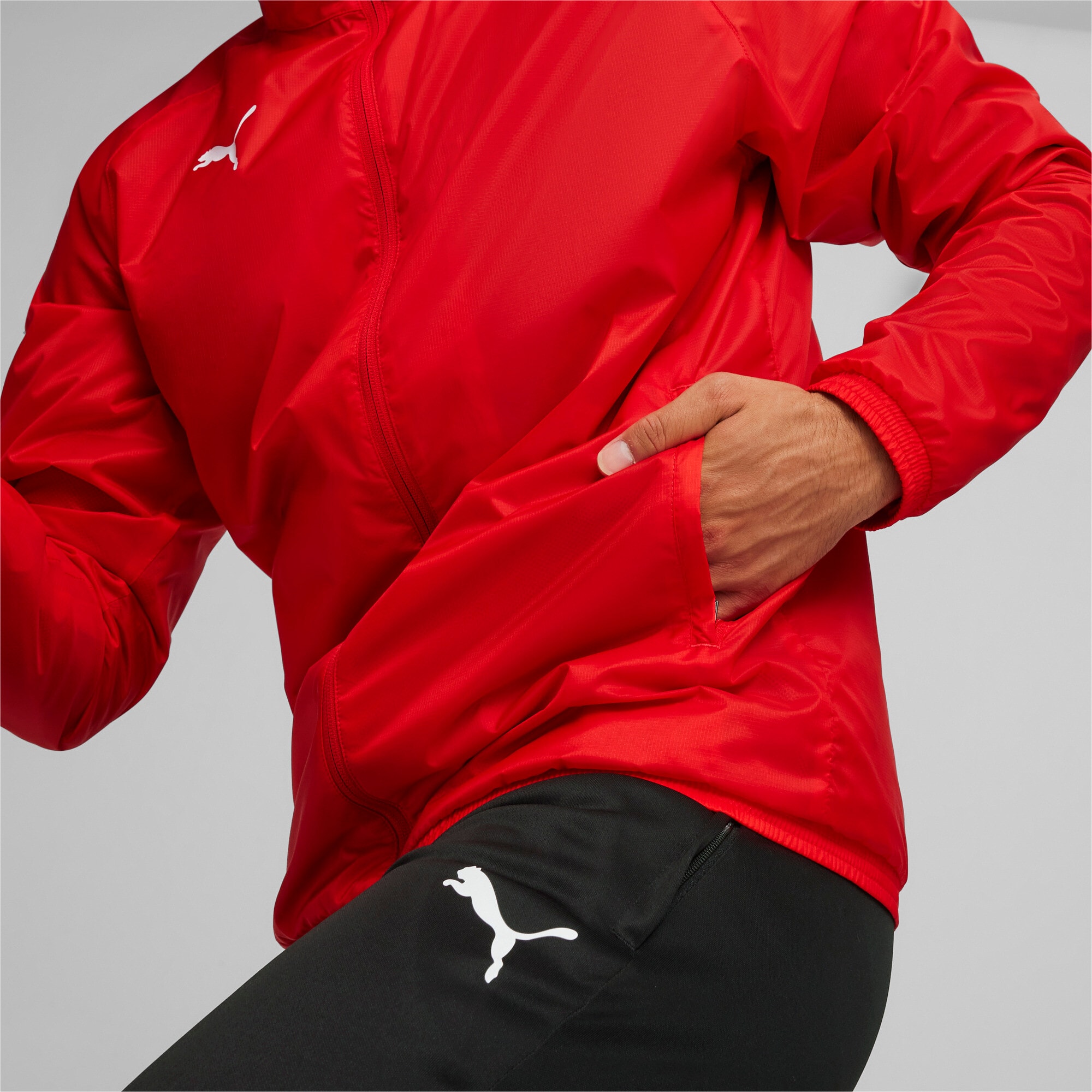 puma__pum-659038-01__modelshot05.jpg